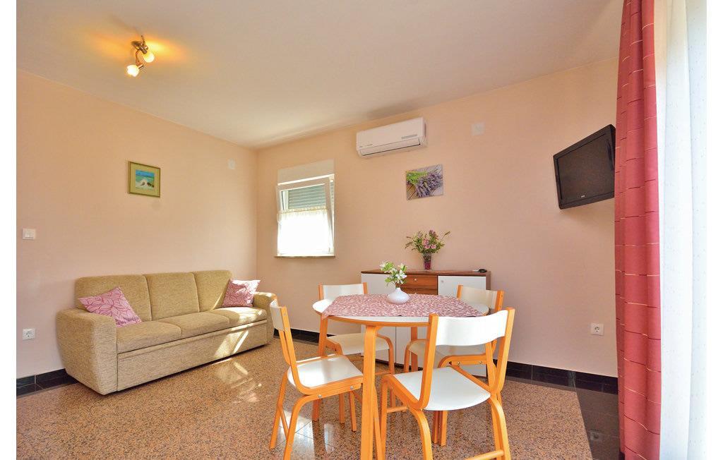 Apartmani Bepo Свети свети Филип и Яков Екстериор снимка
