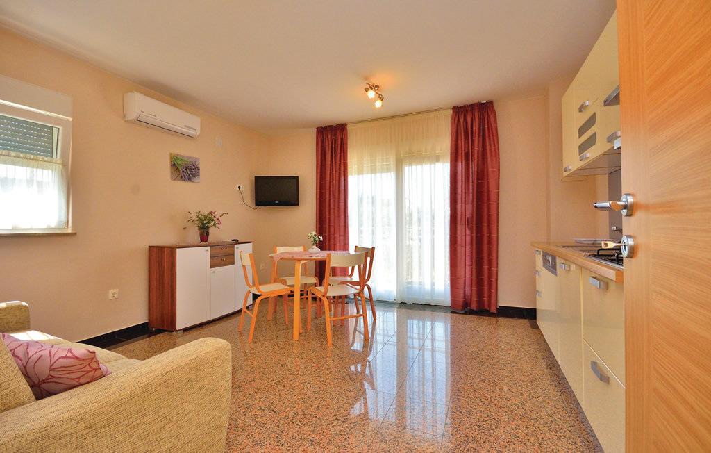 Apartmani Bepo Свети свети Филип и Яков Екстериор снимка