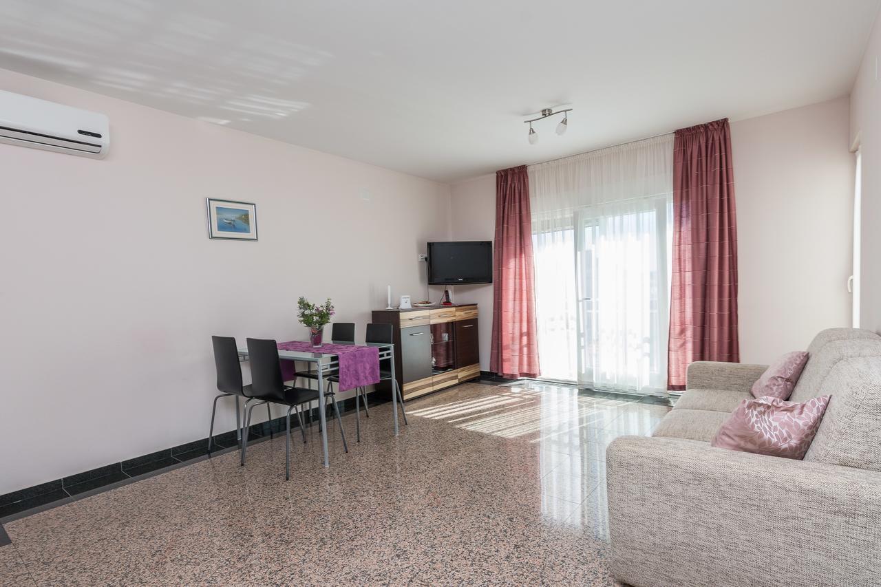 Apartmani Bepo Свети свети Филип и Яков Екстериор снимка